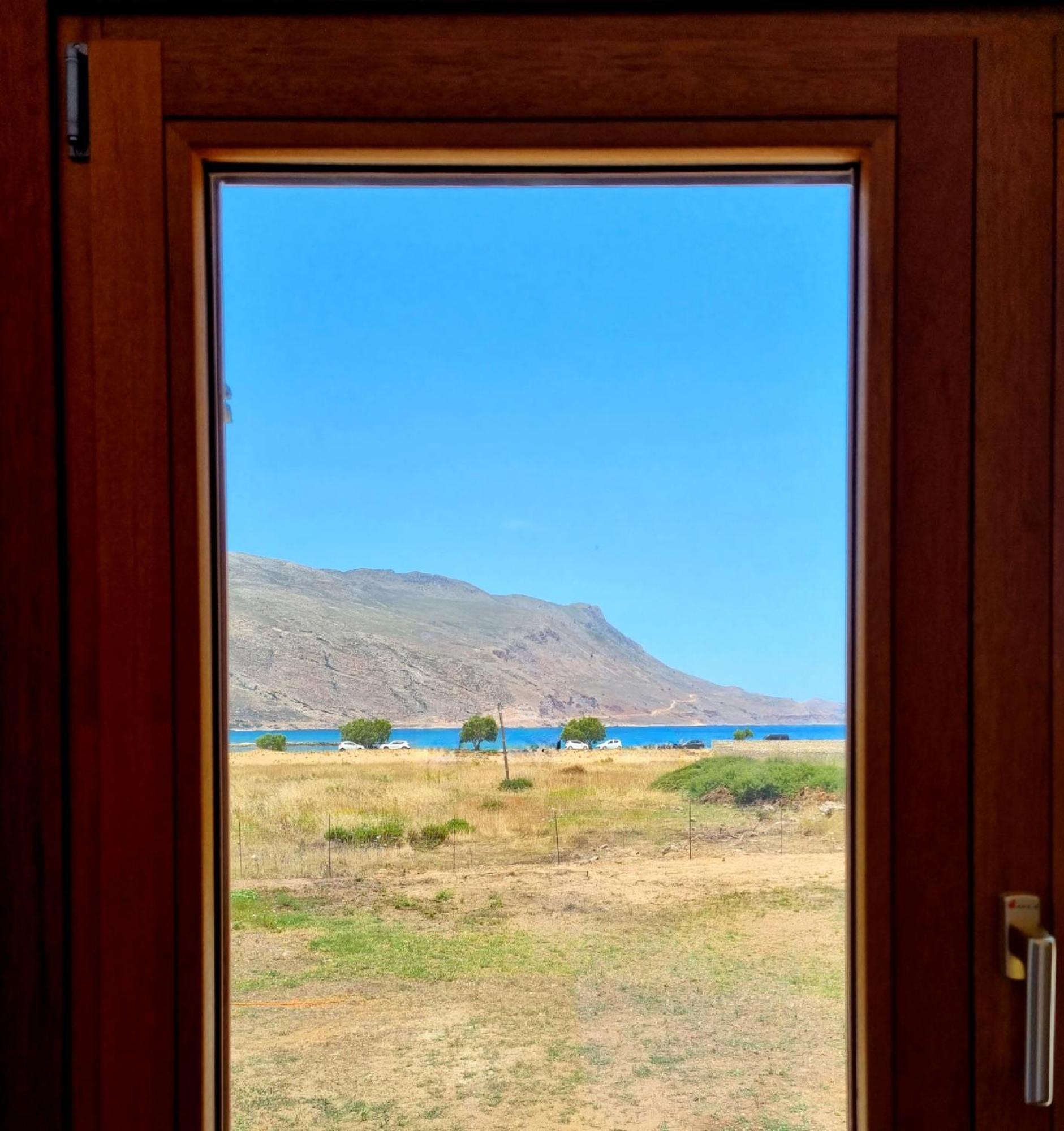 All Season Lovely Seafront Cottage كيساموس المظهر الخارجي الصورة